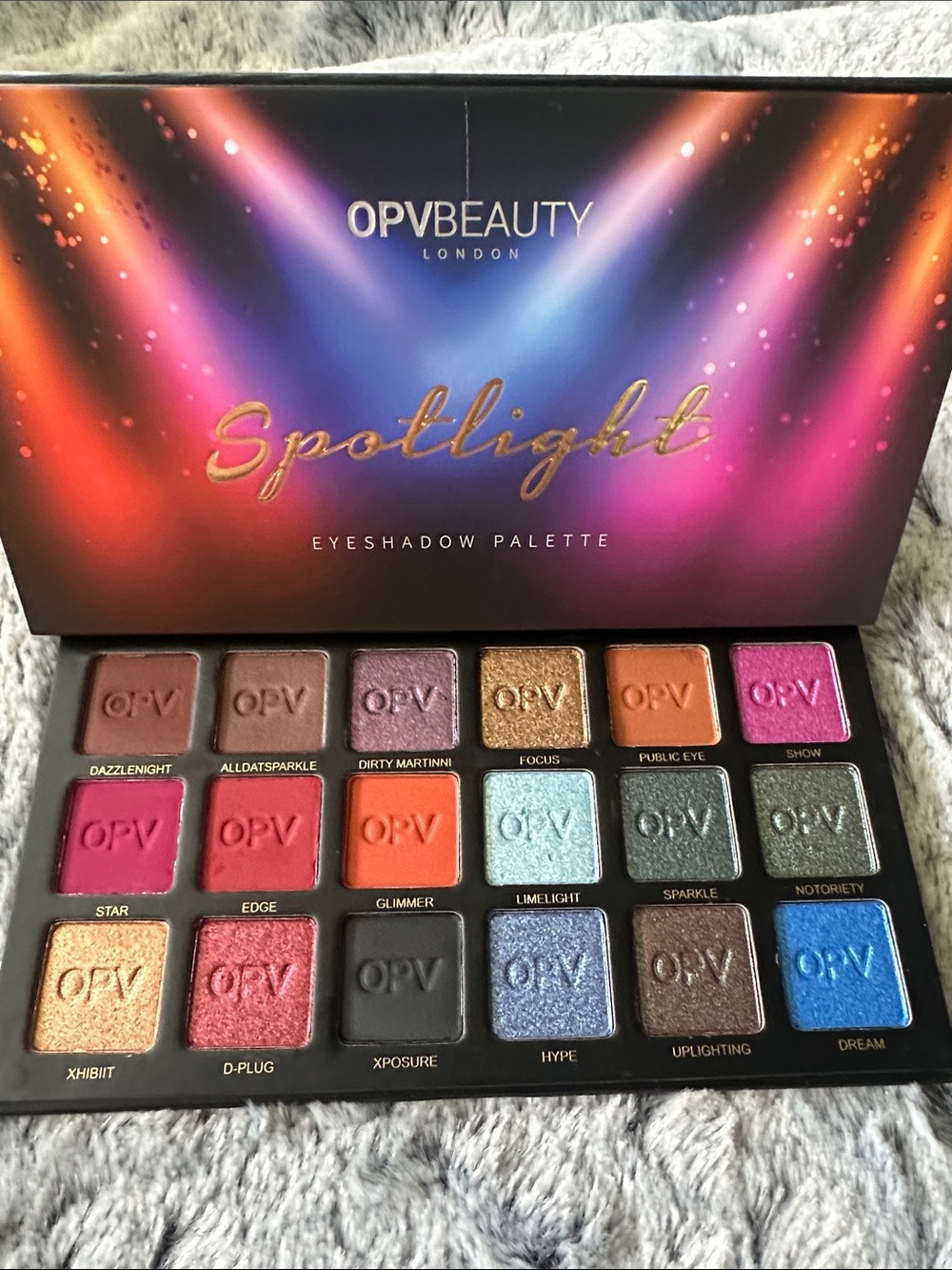 NIB - OPVBeauty ‘Spotlight’ Eyeshadow Palette